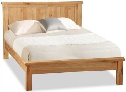 Global Home Salisbury Oak Bed - Panelled - 4'6 Double