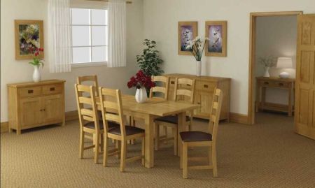 Global Home Salisbury Lite Oak Dining Table - Compact Extending